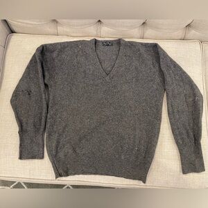 Vintage Cashmere grey sweater made in Scotland